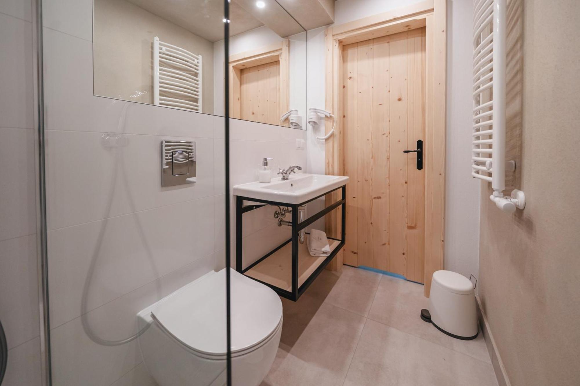 Apartamenty Przystanek Grapa Bialka Tatrzanska Buitenkant foto